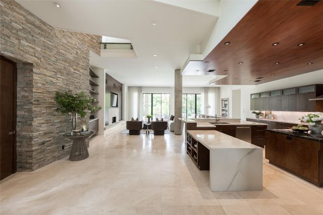309 Glenwood Drive, Houston, TX 77007