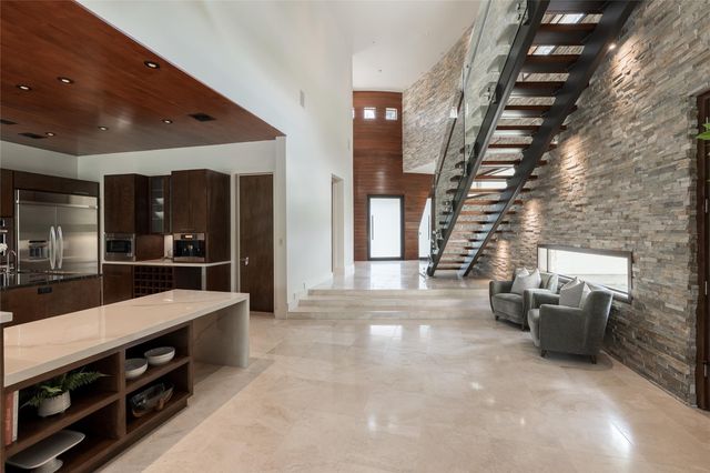 309 Glenwood Drive, Houston, TX 77007