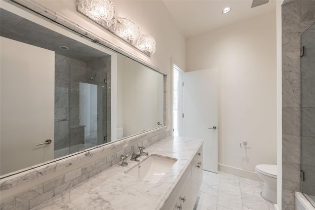 309 Glenwood Drive, Houston, TX 77007