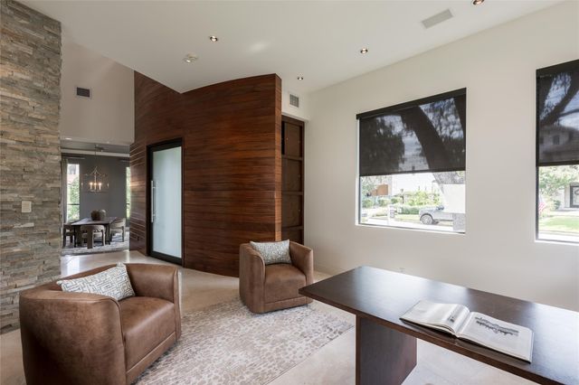 309 Glenwood Drive, Houston, TX 77007