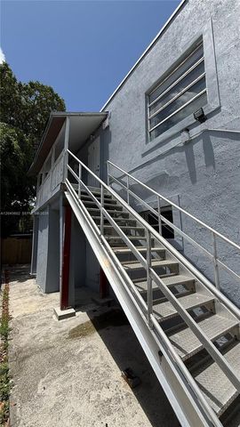 211 SW 10th Avenue 4, Miami, FL 33130