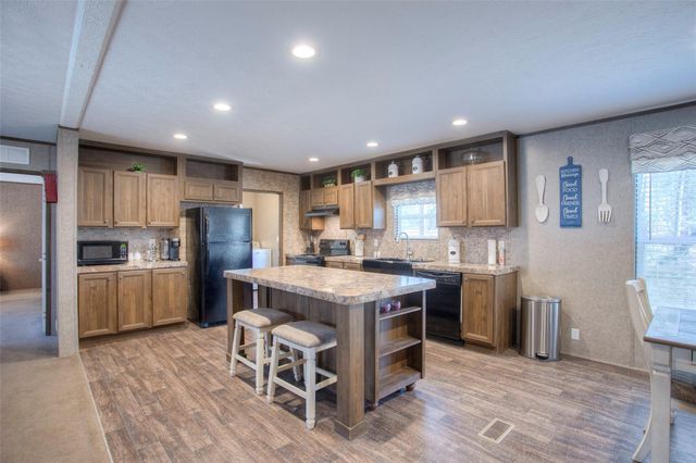 277 Rio Grande Drive, Trinity, TX 75862