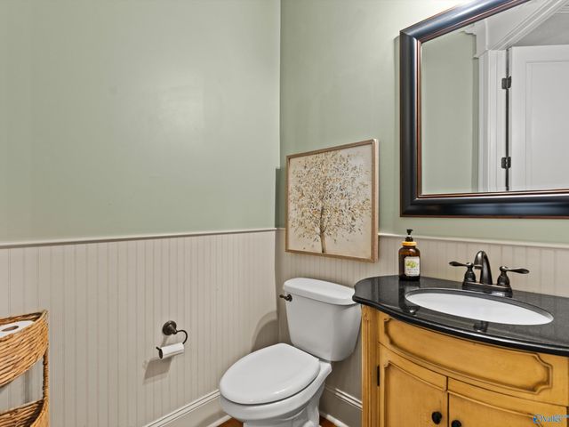 203 Coach Lamp Drive, Madison, AL 35758