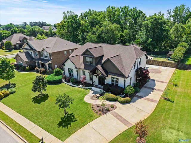 203 Coach Lamp Drive, Madison, AL 35758