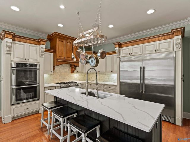 203 Coach Lamp Drive, Madison, AL 35758