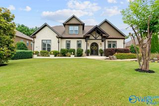 203 Coach Lamp Drive, Madison, AL 35758