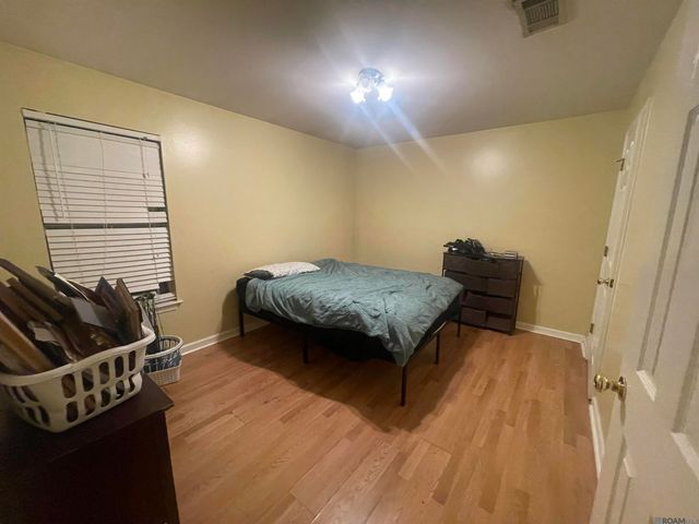 30700 Country Club Ln, Denham Springs, LA 70726