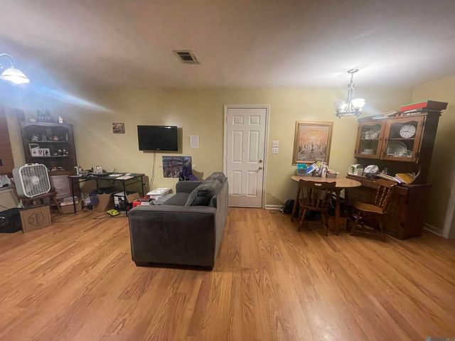 30700 Country Club Ln, Denham Springs, LA 70726