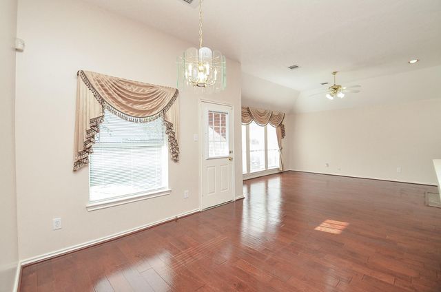 2019 Magnolia Crest Lane, Sugar Land, TX 77478