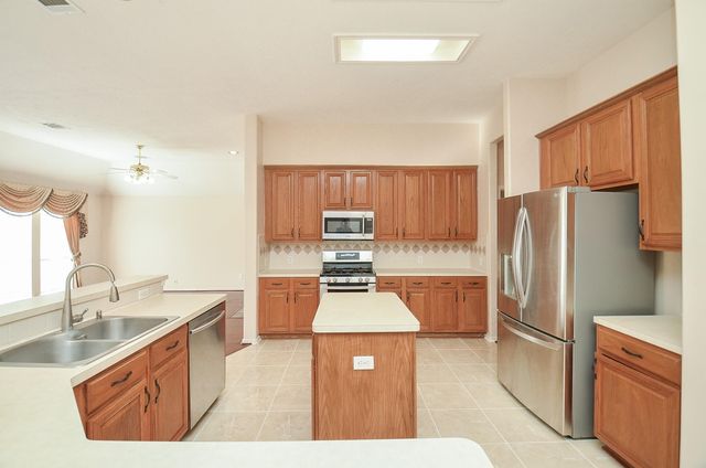 2019 Magnolia Crest Lane, Sugar Land, TX 77478