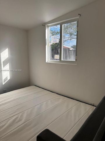 16920 NW 40th Avenue D, Miami Gardens, FL 33055