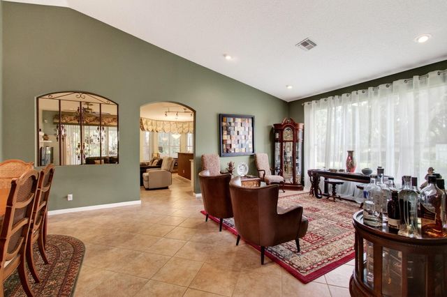 6453 Emerald Breeze Way, Boynton Beach, FL 33437