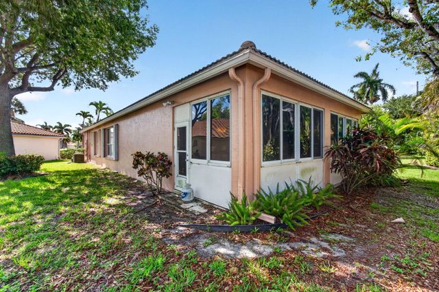 6453 Emerald Breeze Way, Boynton Beach, FL 33437