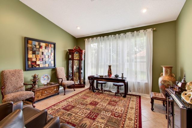 6453 Emerald Breeze Way, Boynton Beach, FL 33437