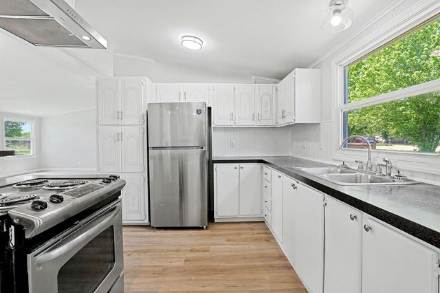 14827 SW 157th Terrace, Rose Hill, KS 67133