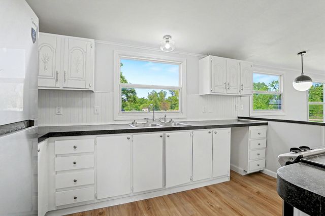 14827 SW 157th Terrace, Rose Hill, KS 67133