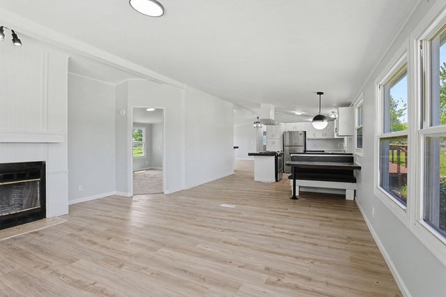 14827 SW 157th Terrace, Rose Hill, KS 67133