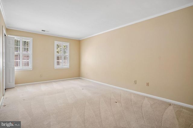 5303 DUNLEIGH CT, Burke, VA 22015