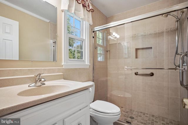 5303 DUNLEIGH CT, Burke, VA 22015