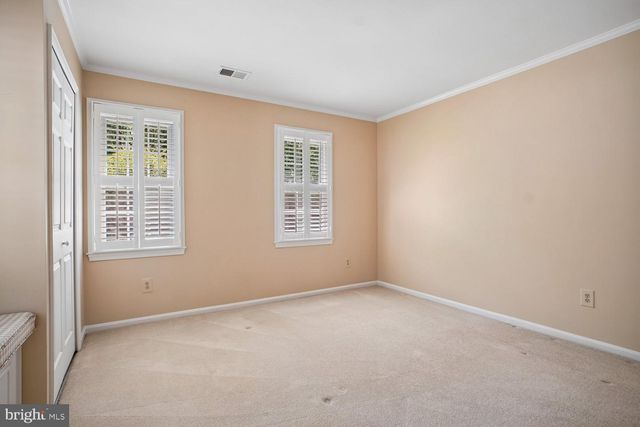 5303 DUNLEIGH CT, Burke, VA 22015
