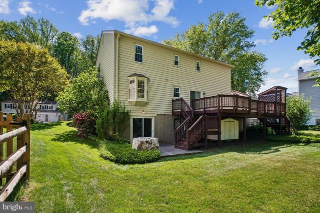 5303 DUNLEIGH CT, Burke, VA 22015