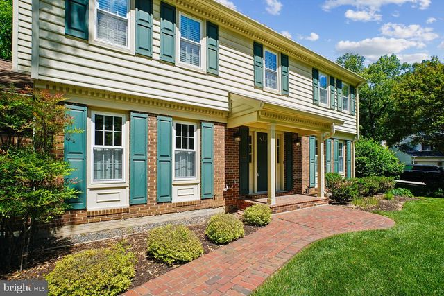 5303 DUNLEIGH CT, Burke, VA 22015