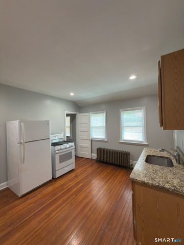 351 Hillside Avenue 3, Hartford, CT 06106