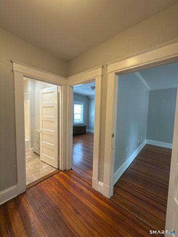 351 Hillside Avenue 3, Hartford, CT 06106