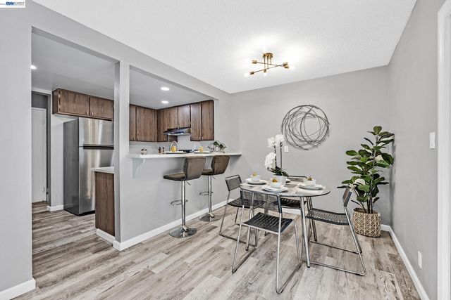 752 Woodgate Ct, San Leandro, CA 94579