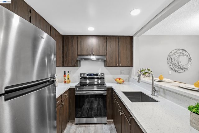 752 Woodgate Ct, San Leandro, CA 94579