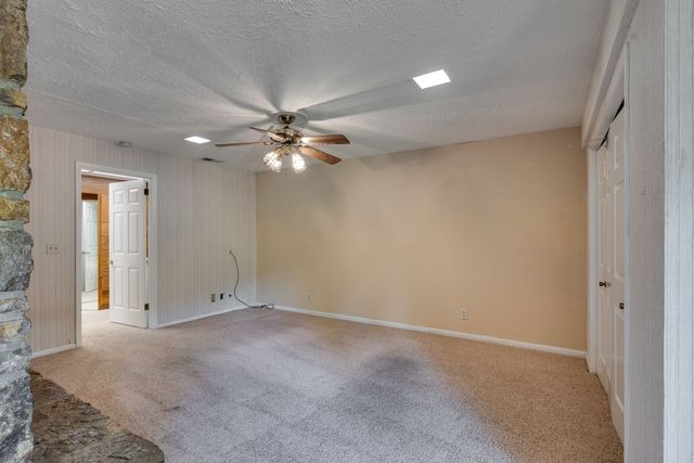945 Forest Acres Ct, Nashville, TN 37220