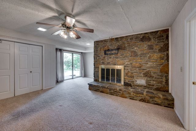 945 Forest Acres Ct, Nashville, TN 37220