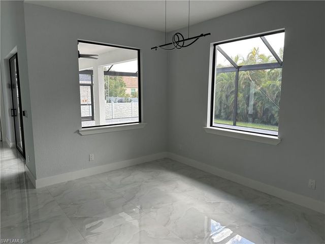 3516 SW 3rd ST, Cape Coral, FL 33991