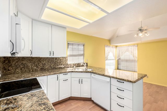 10019 E Mountain View Road 2114, Scottsdale, AZ 85258