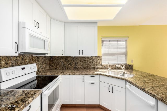 10019 E Mountain View Road 2114, Scottsdale, AZ 85258