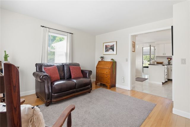 19 Crowfield Drive, Warwick, RI 02888
