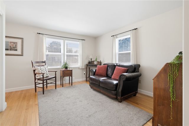 19 Crowfield Drive, Warwick, RI 02888