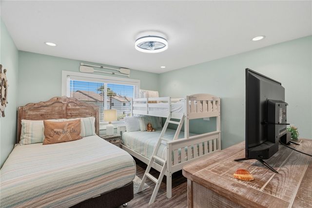 230 Cut Off 208, Port Aransas, TX 78373
