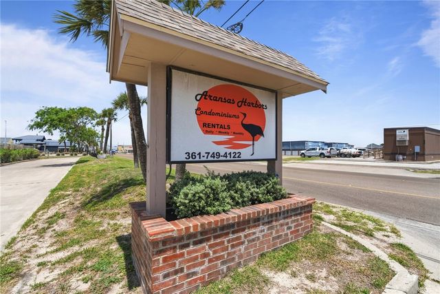 230 Cut Off 208, Port Aransas, TX 78373