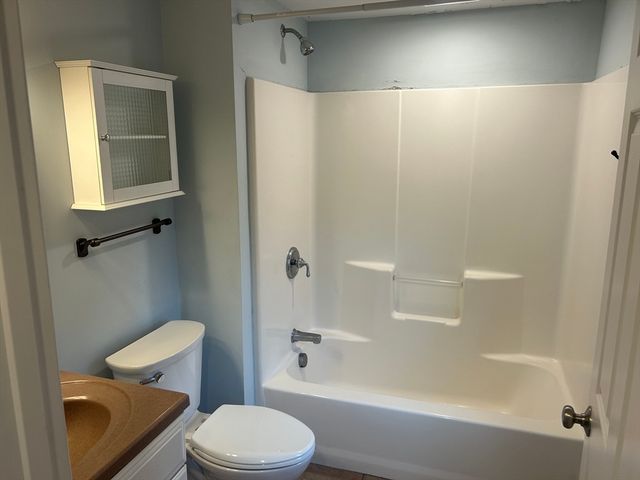 305 Shears St B, Wrentham, MA 02093