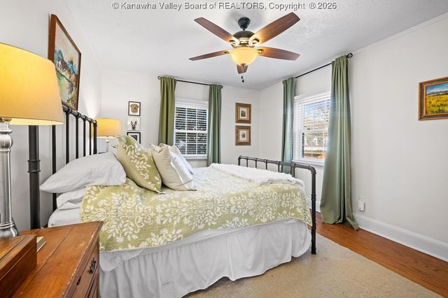 4106 Staunton Avenue Se, Charleston, WV 25304