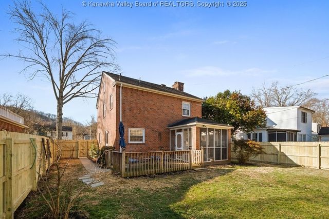 4106 Staunton Avenue Se, Charleston, WV 25304