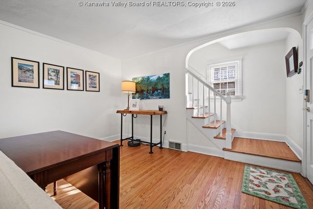 4106 Staunton Avenue Se, Charleston, WV 25304