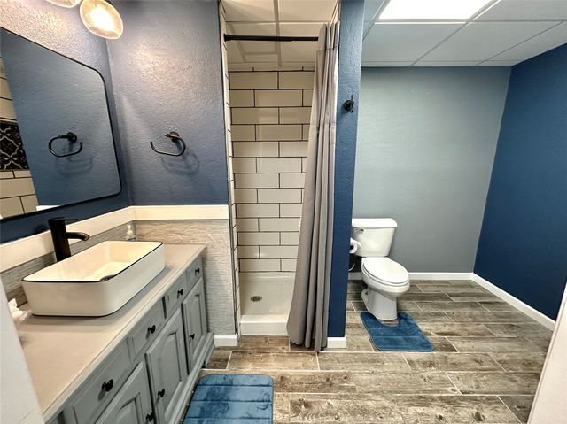 1609 S 12th Avenue E, Newton, IA 50208