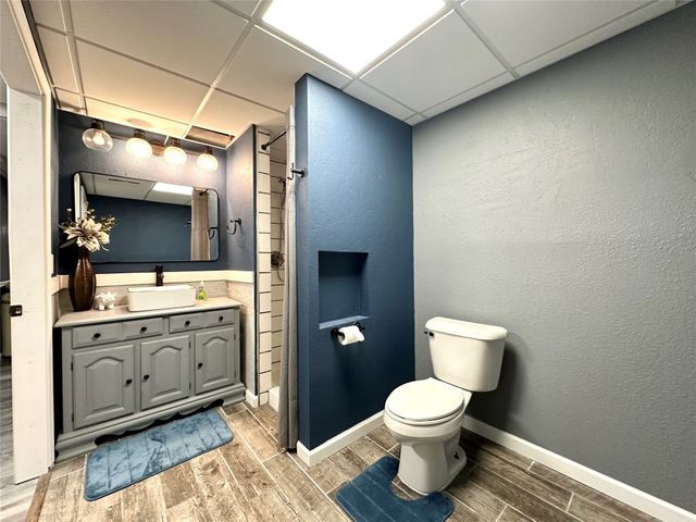 1609 S 12th Avenue E, Newton, IA 50208