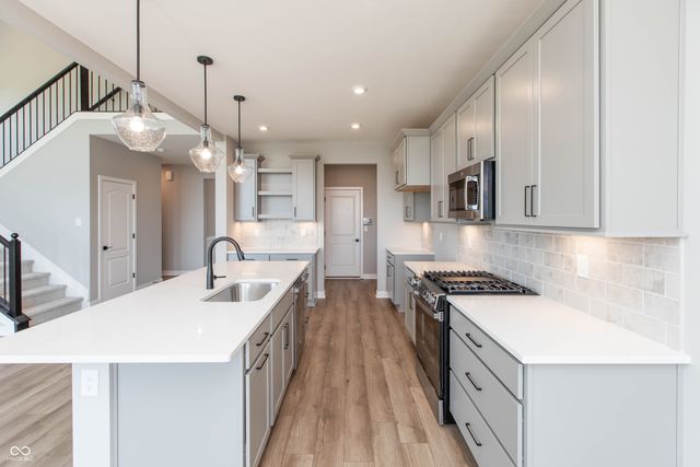 615 Firefly Court, Greenfield, IN 46140