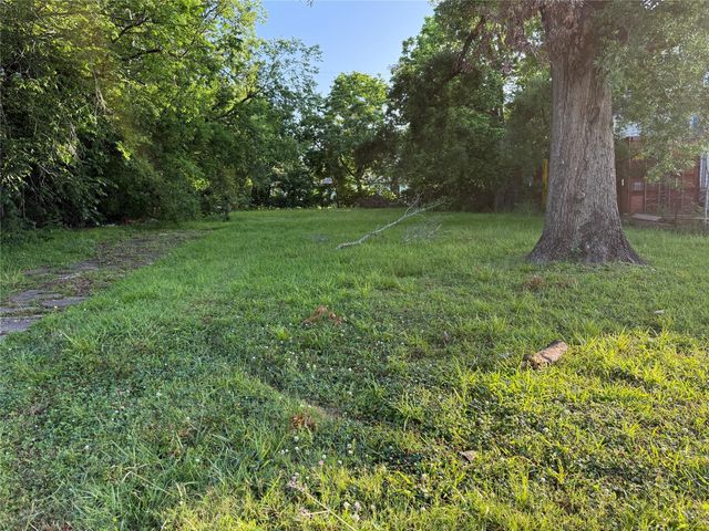 5307 Willow Glen Drive, Houston, TX 77033