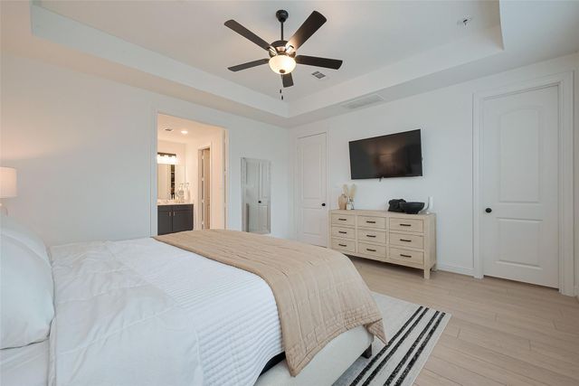 9603 Crescent Mill Drive, Missouri City, TX 77459