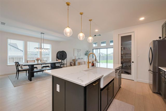 9603 Crescent Mill Drive, Missouri City, TX 77459