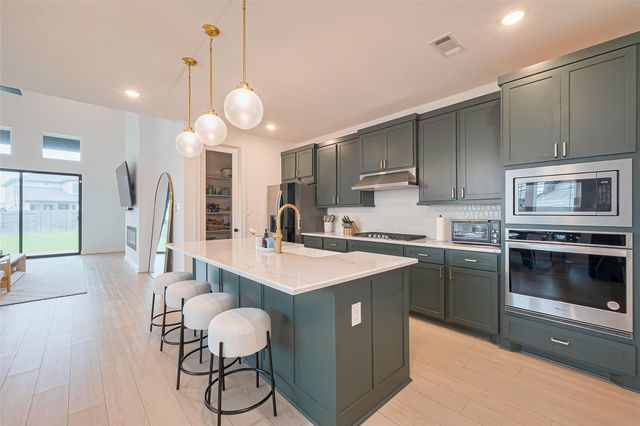 9603 Crescent Mill Drive, Missouri City, TX 77459